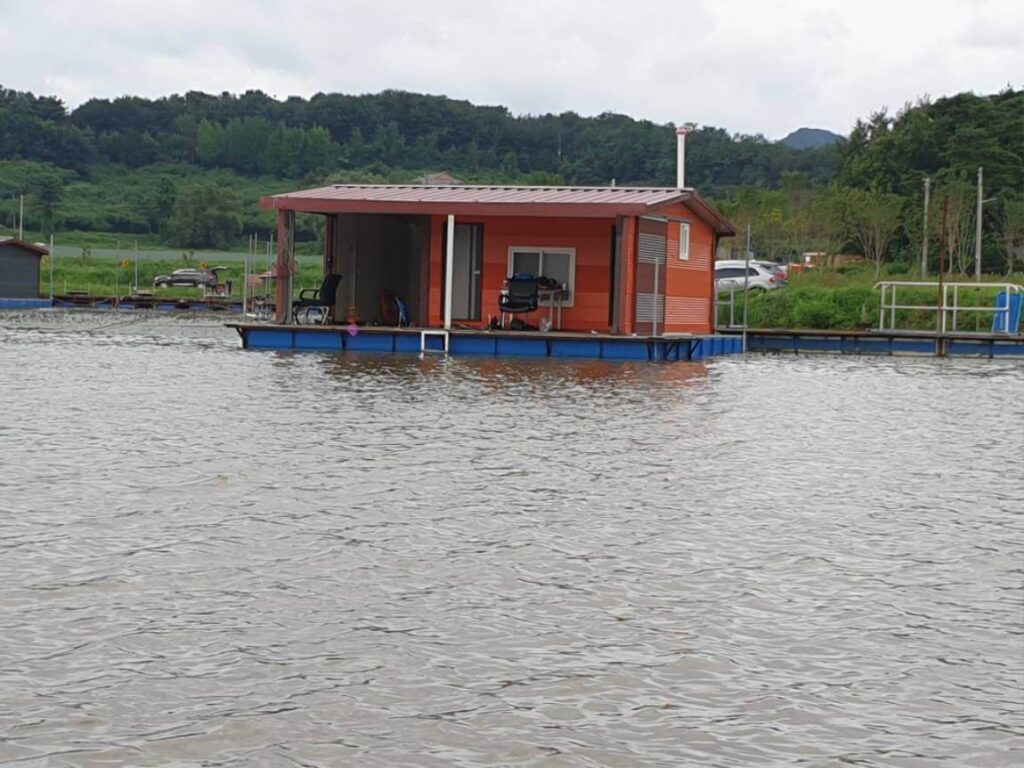 낚싯대 통째로 날아간 이유