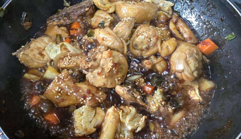 양념은 먼저 졸여야 깊은 맛이 난다